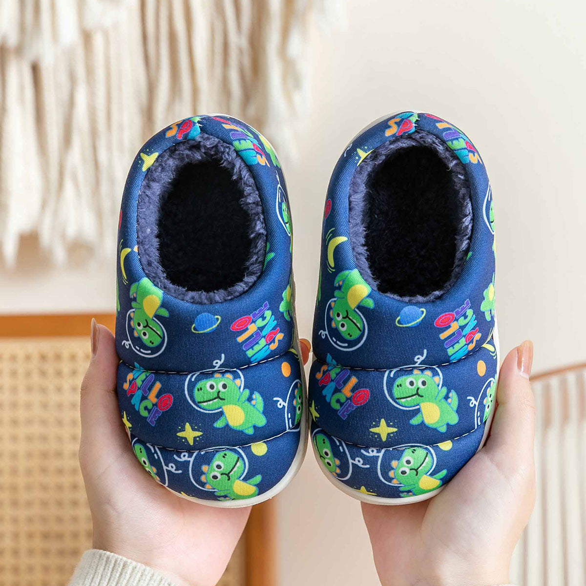 Warm And Comfortable Slippers for girls