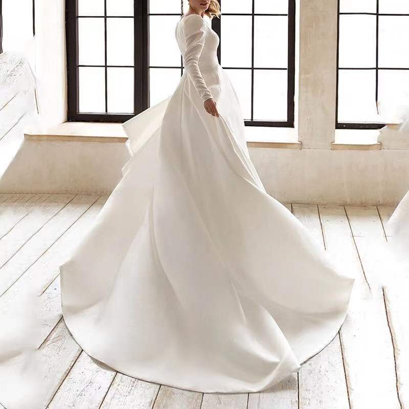 White Dress Satin Surface  Thin And High French Temperament Dress for women