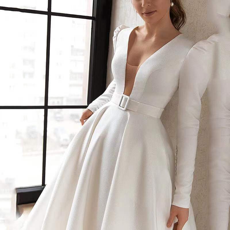 White Dress Satin Surface  Thin And High French Temperament Dress for women