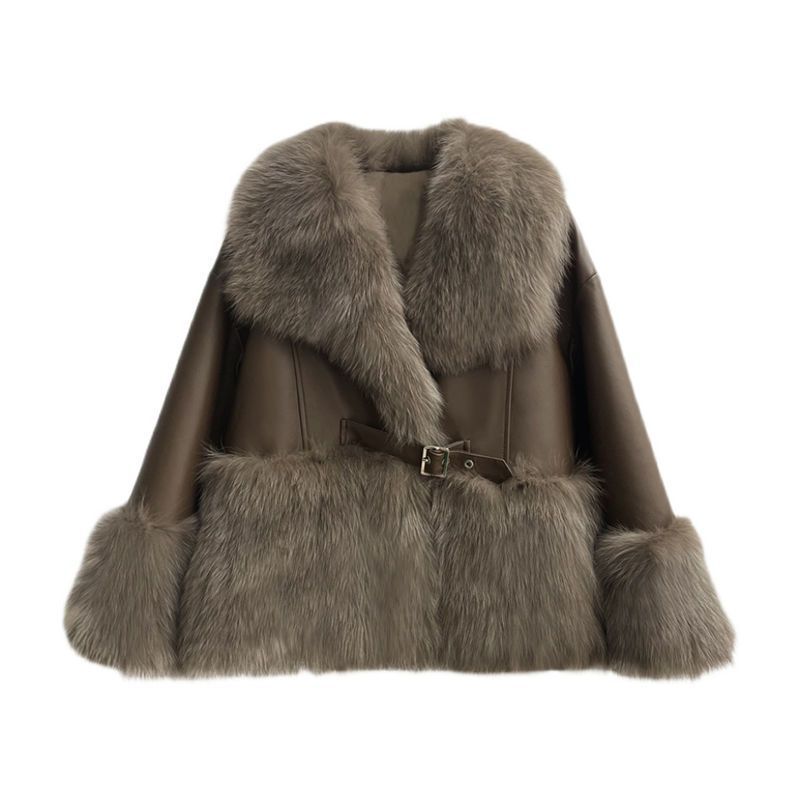 Big Fur Collar Stitching For A Woman Faux Coat