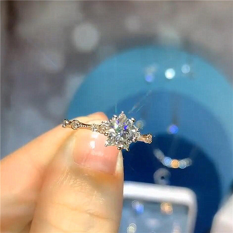 Sweet Retro Lace Micro Setting Ring for women