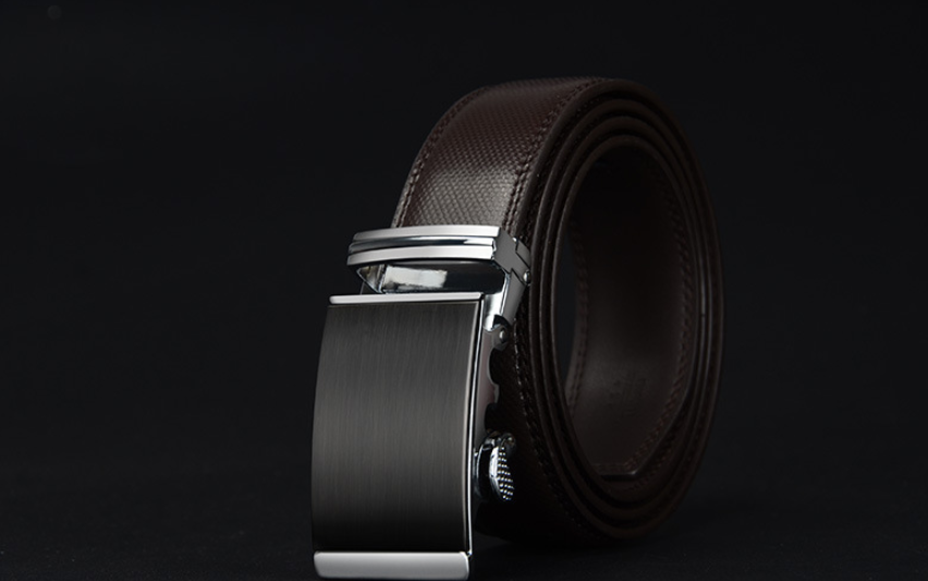 Male pin buckle belt