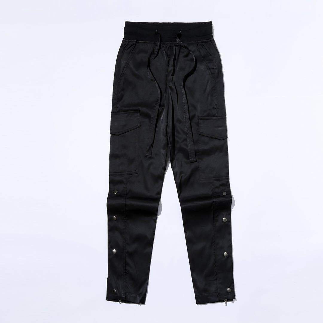 Velcro Buttoned Cargo Pant For Men