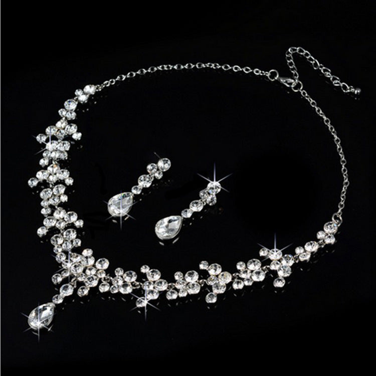 Korean wedding bride female diamond necklace earrings set water hot money supply accessories wholesale trade