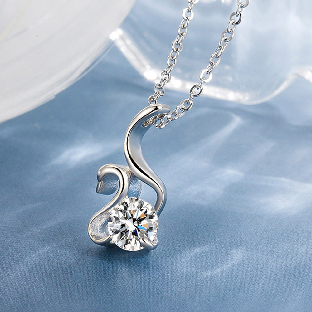 Swan Pendant Fashionable Elegant Necklace