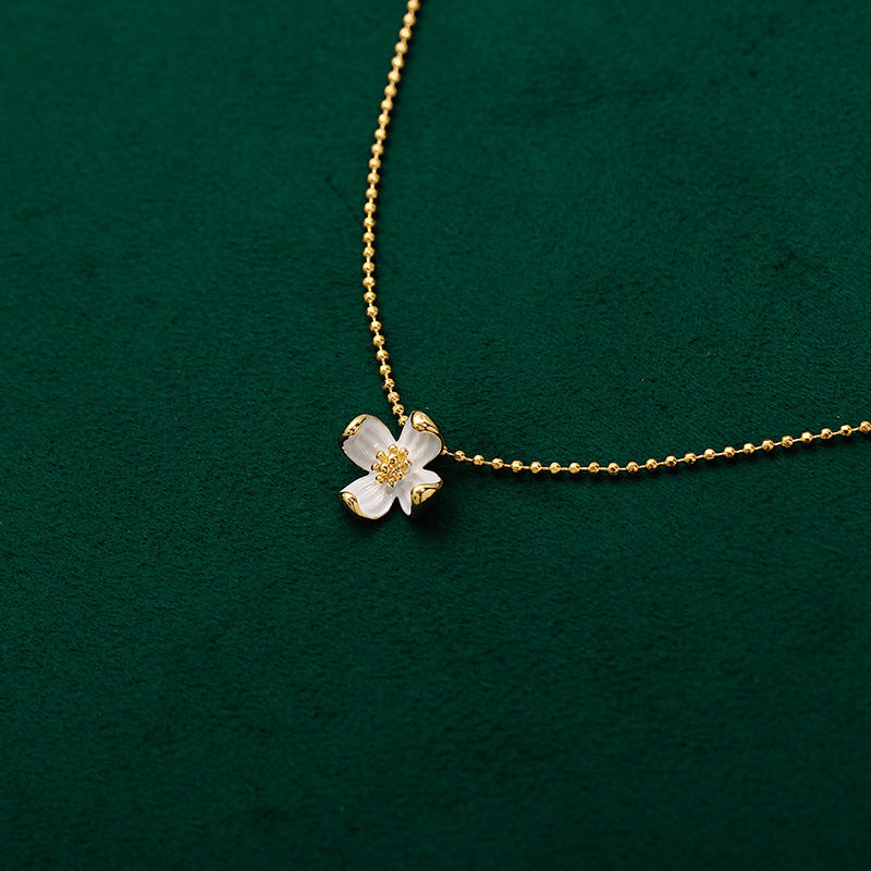 Women's Rural Daisy Necklace