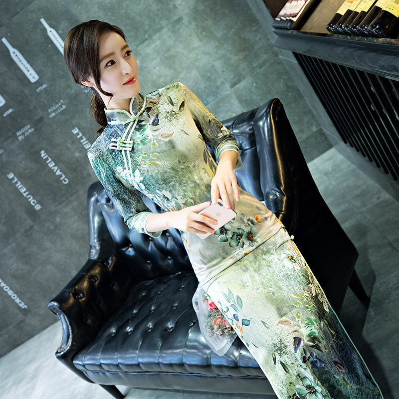 China Style Sleeve Silk Cheongsam Dress For Women