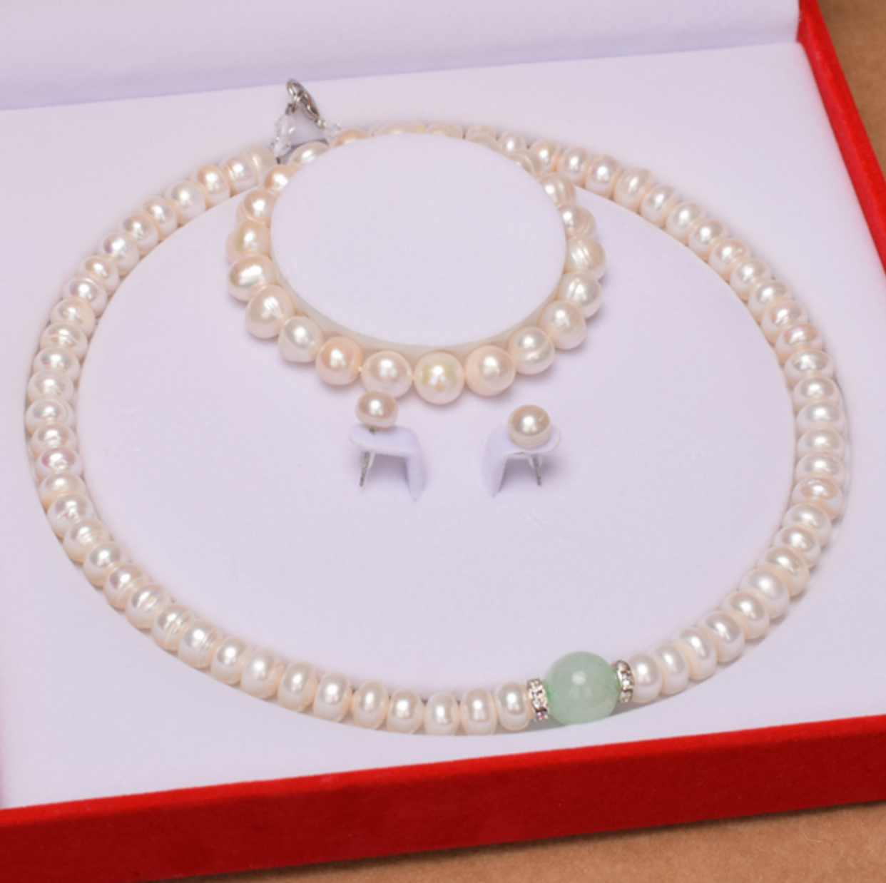 Pearl necklace plump white natural