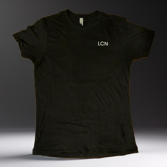 Men Black Round Neck Short Sleeves T-shirt with Digital Printing