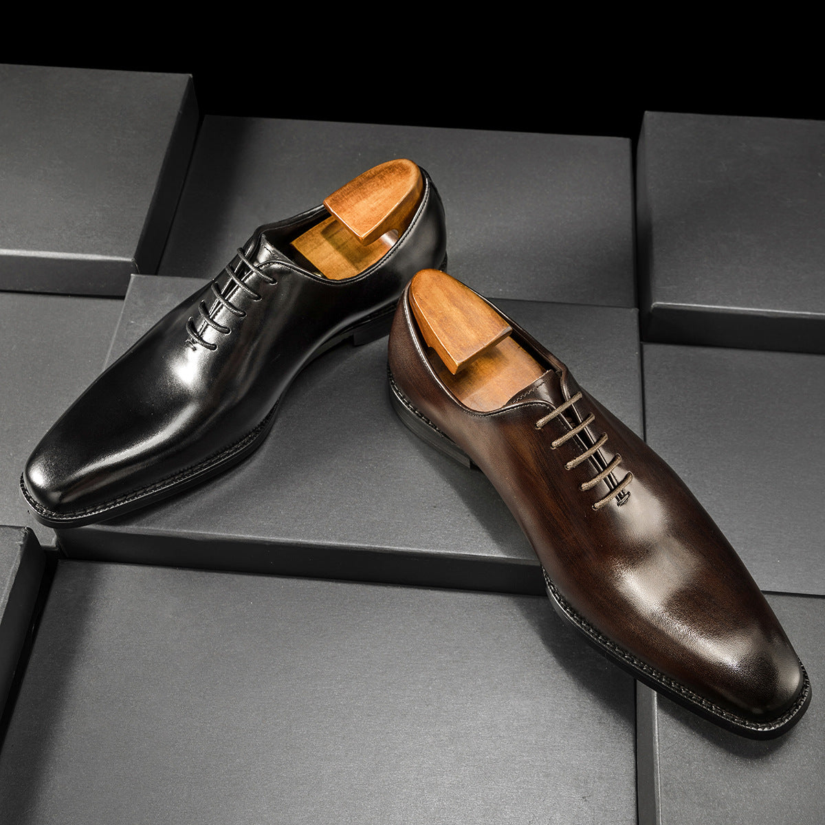 Formal British Style Groom Leather Shoes for men