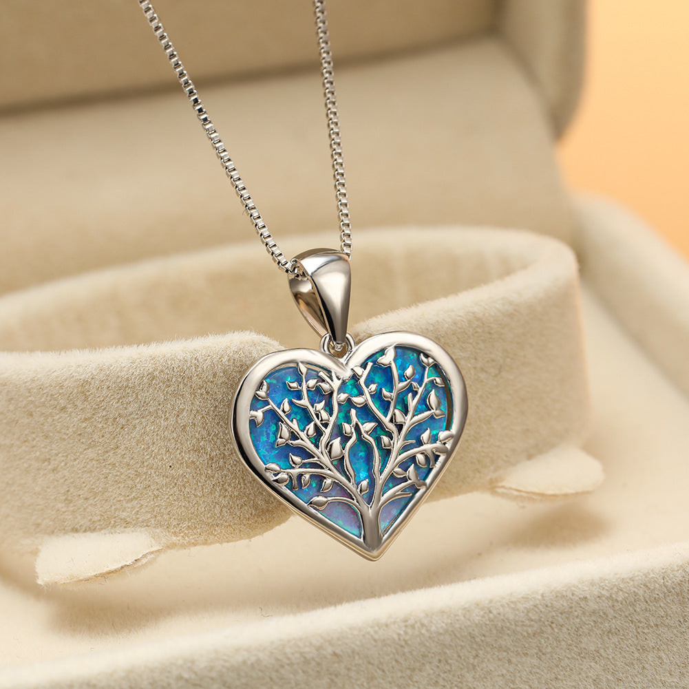 Women's Creative Fashion Heart-shaped Big Tree Pendant Necklace