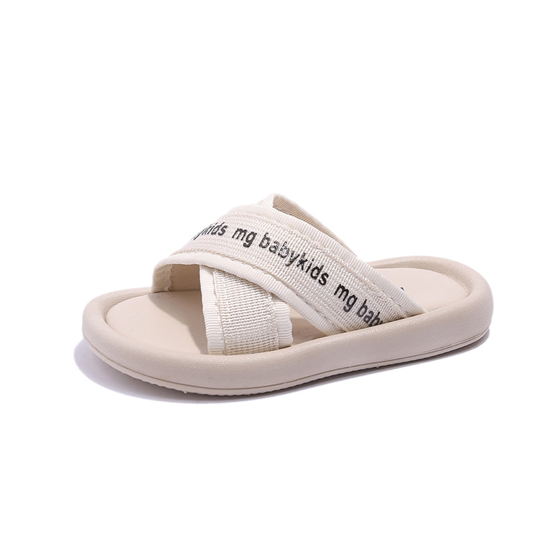 New Fashion Versatile  Casual And Simple Slippers for girls